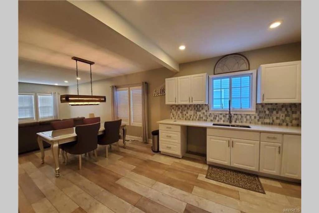 Luxury Private Home In The Heart Of Niagara Falls Extérieur photo